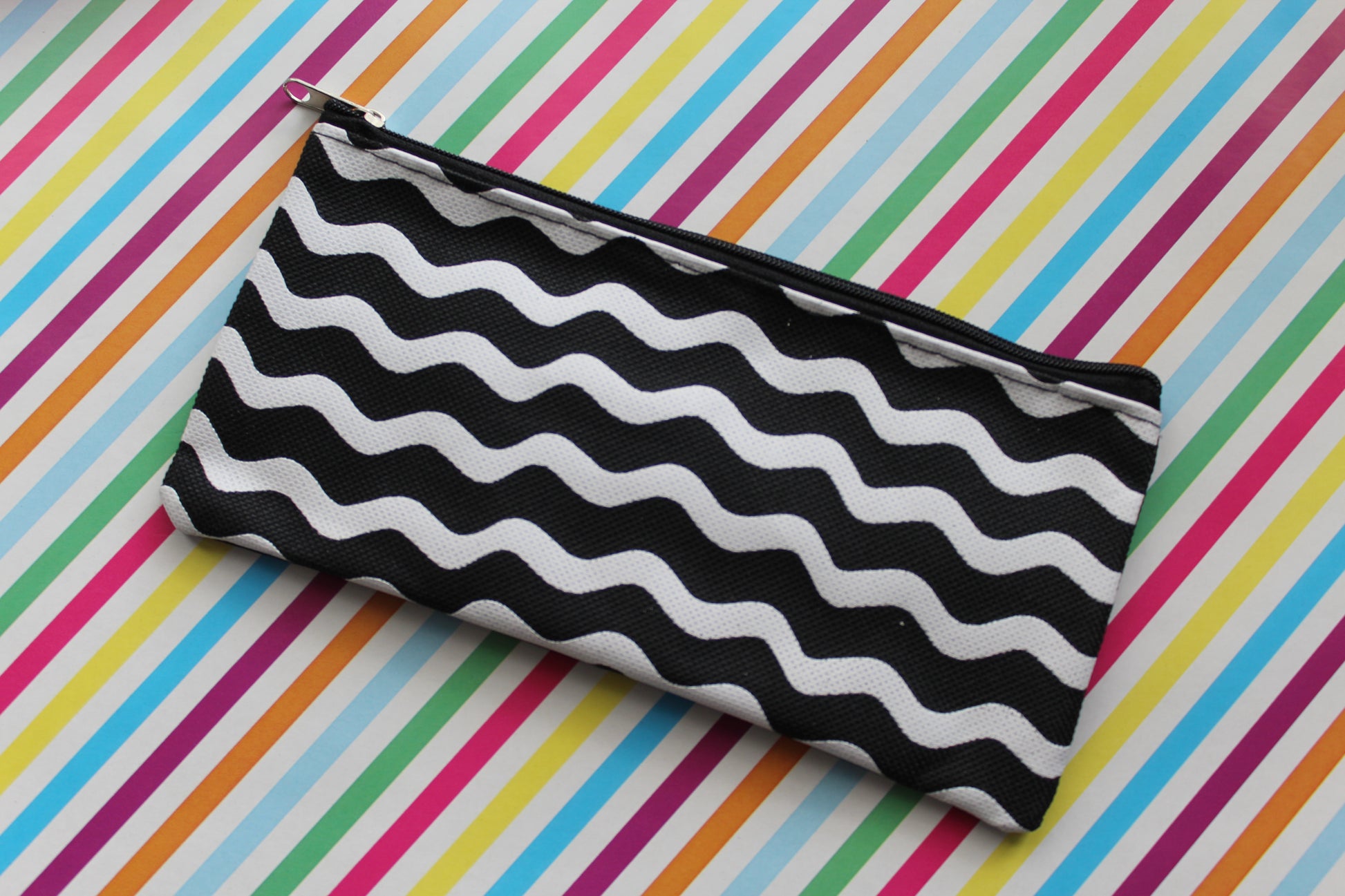black & white zigzags pencil case