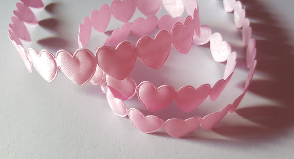16mm satin hearts trim - pink