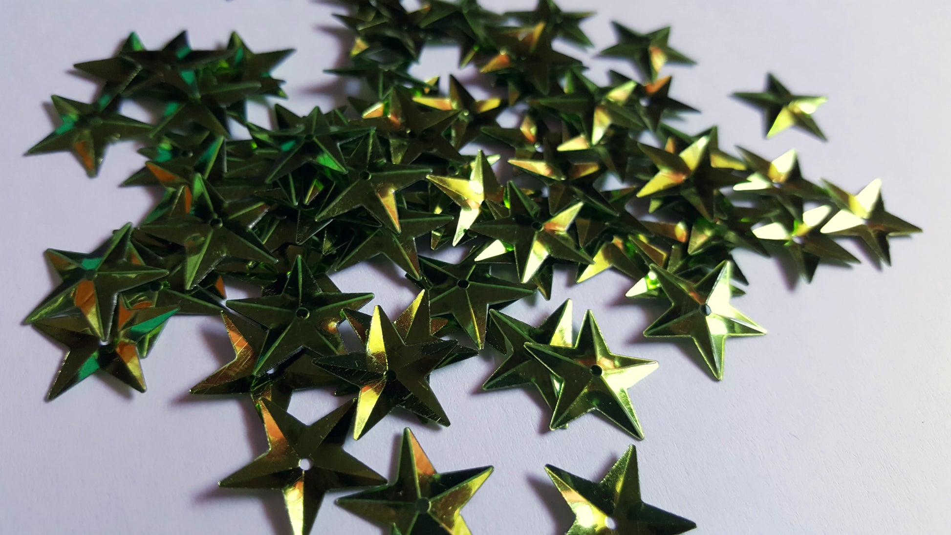 15mm metallic star sequins - olive green
