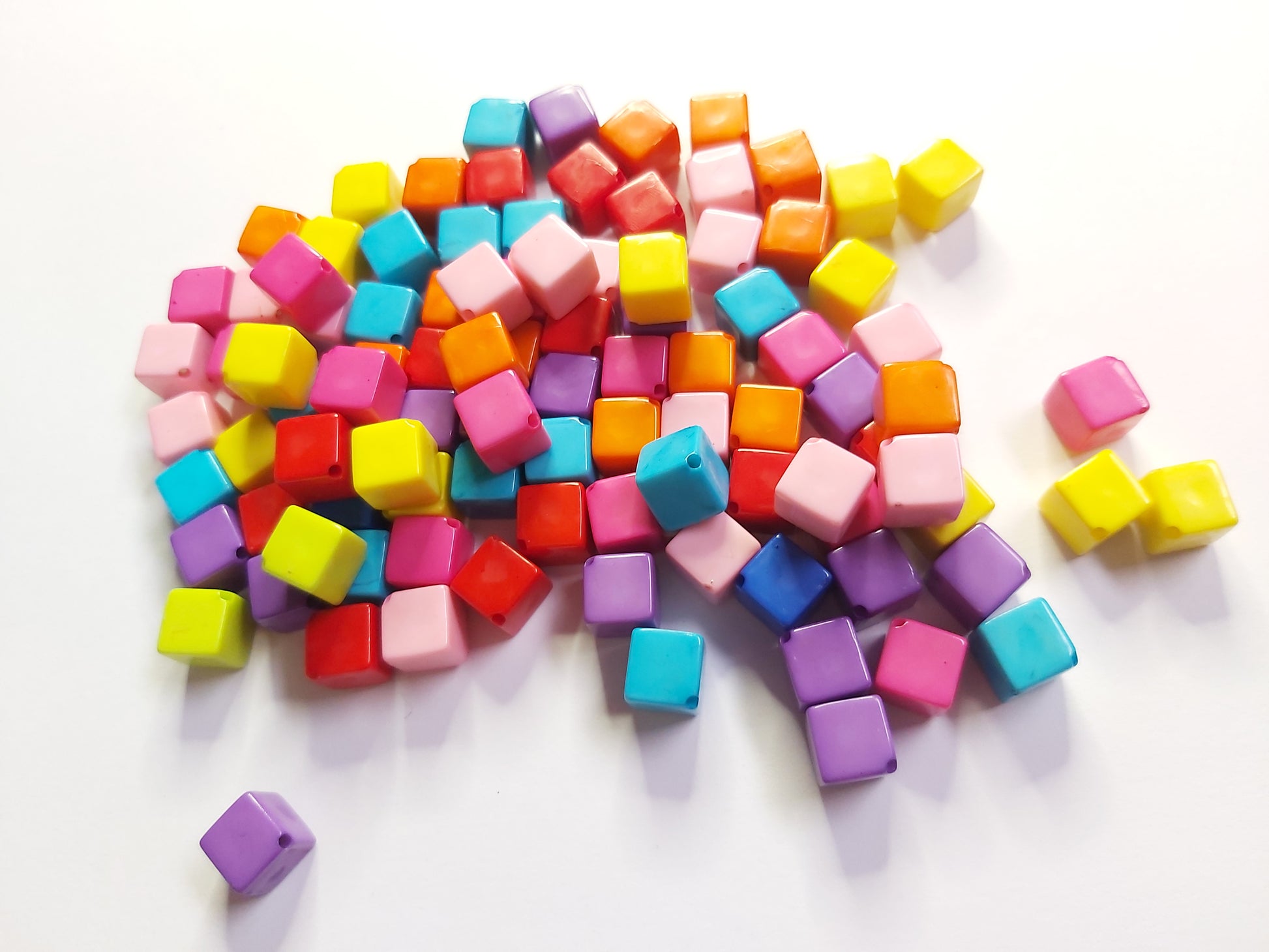 8mm acrylic cube beads - mixed colour