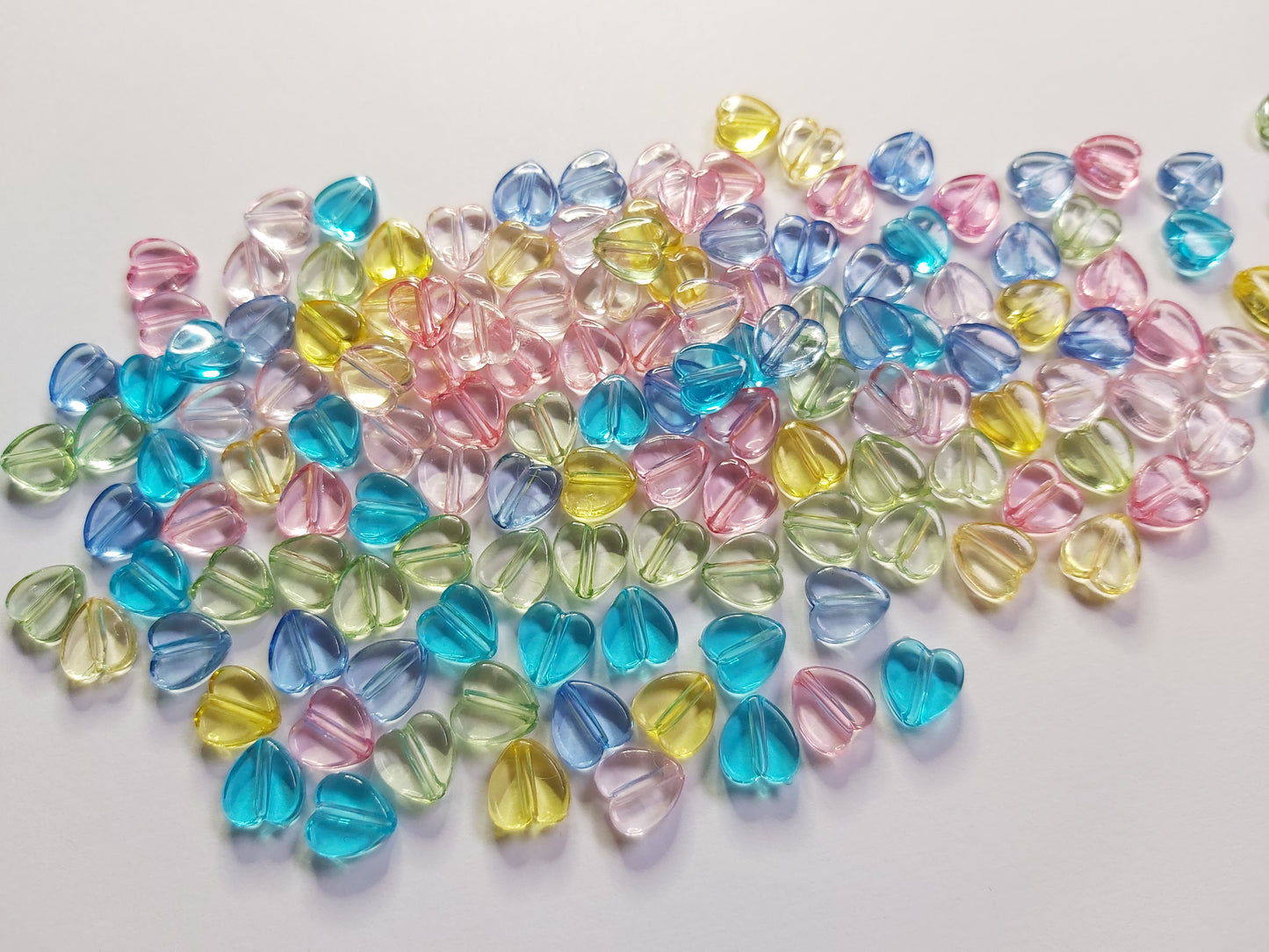 9mm acrylic heart beads - mixed colour