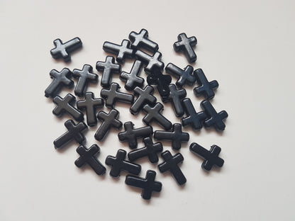 16mm acrylic cross beads - black