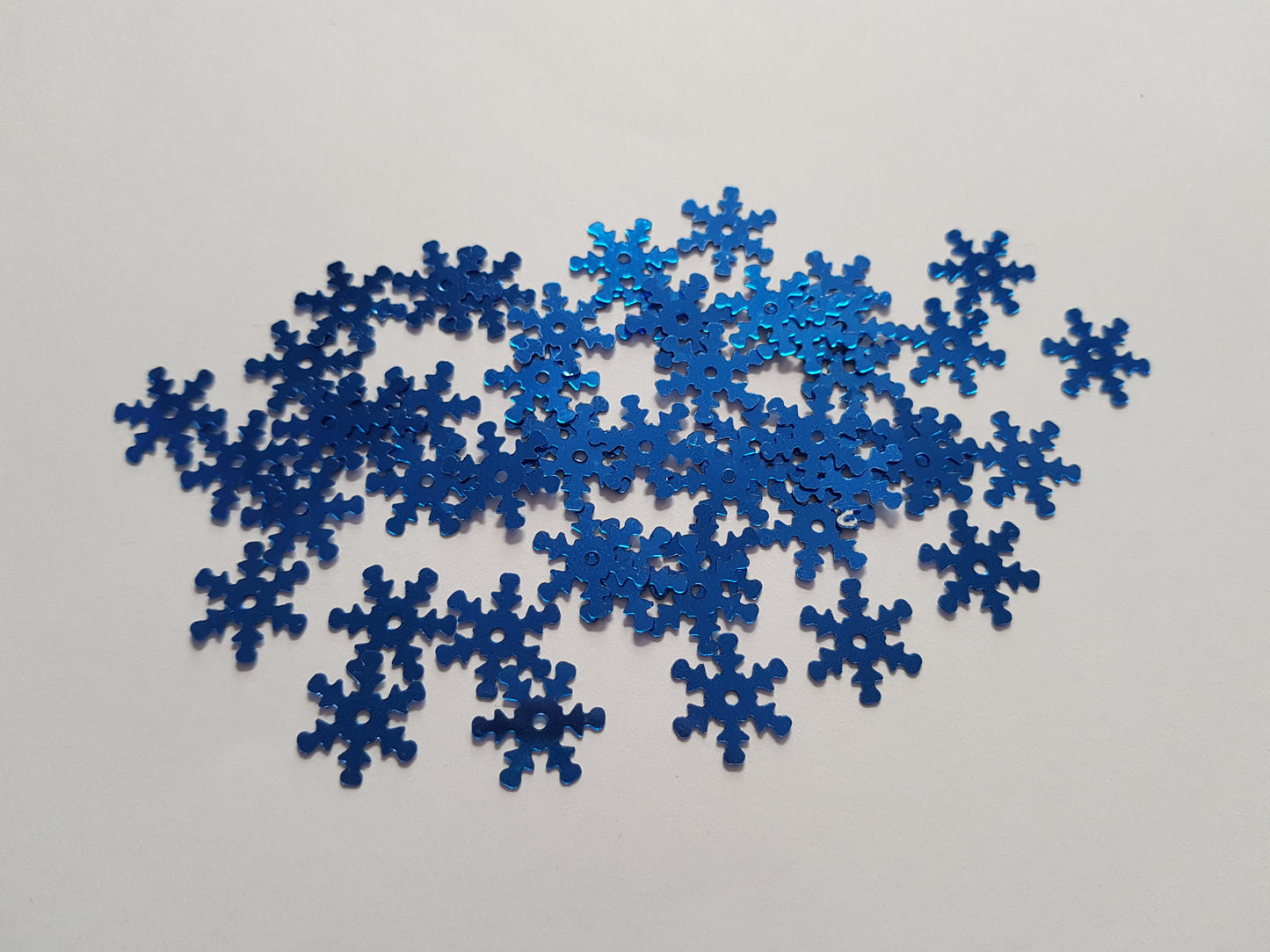 13mm snowflake sequins - blue