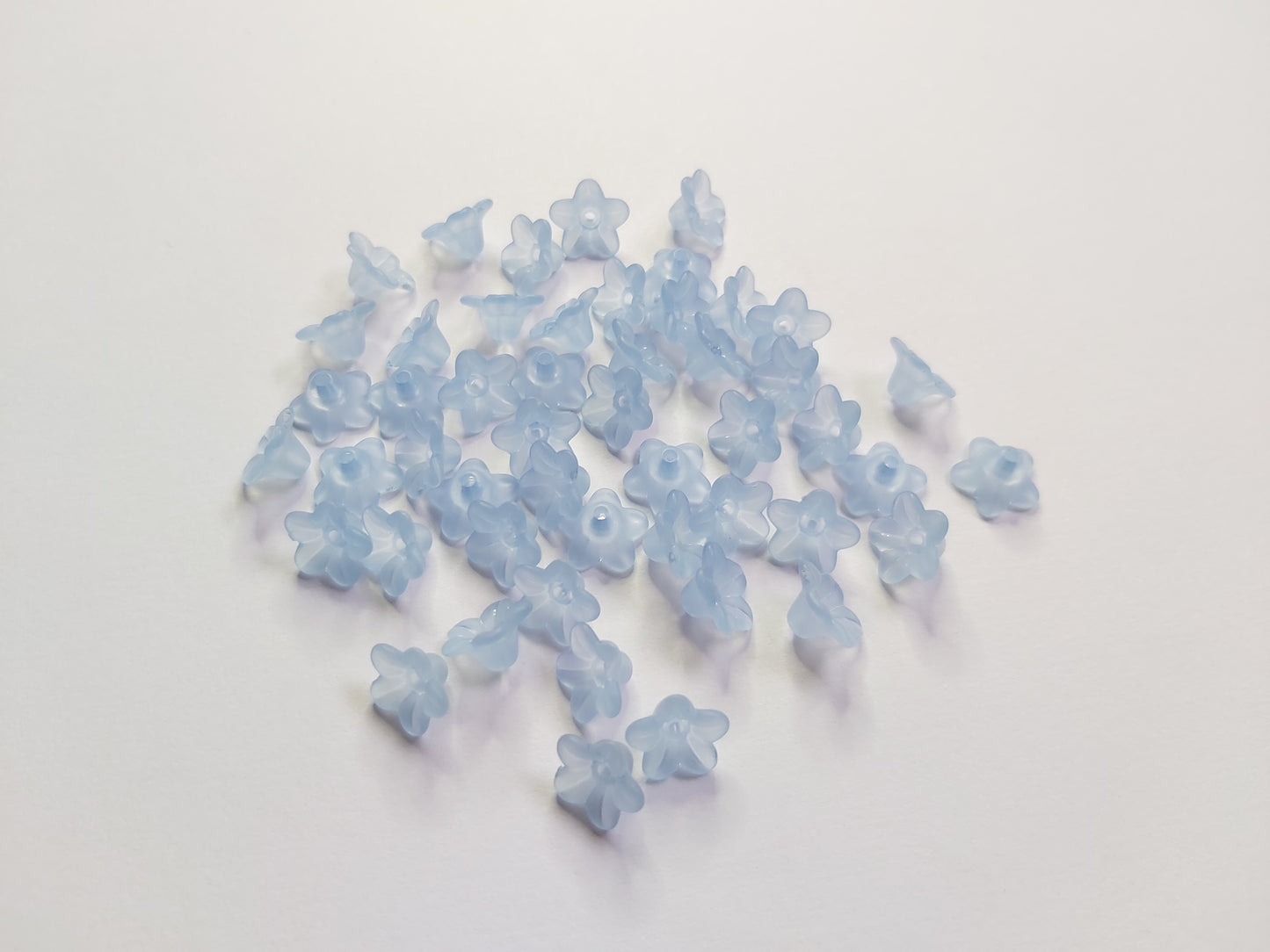 10mm frosted acrylic flower beads - blue