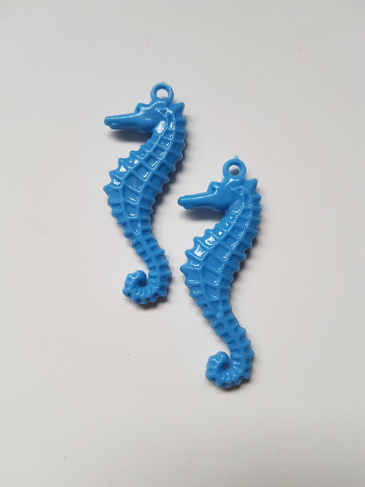 60mm acrylic seahorse pendants - blue 