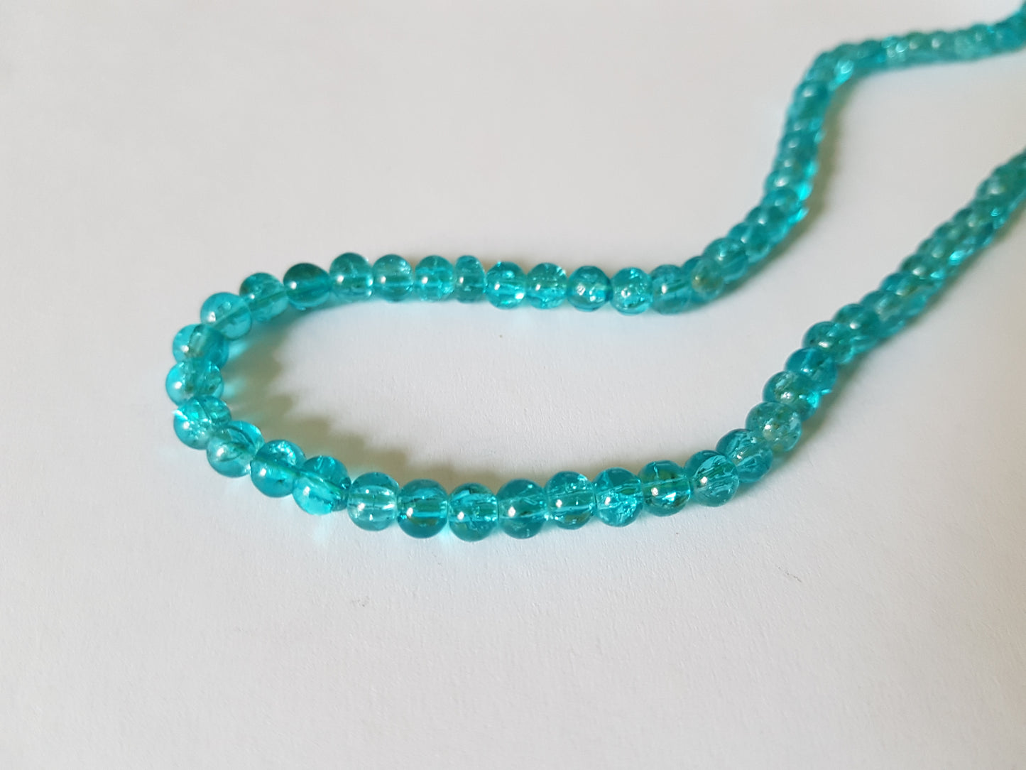 4mm crackle glass beads - bright blue