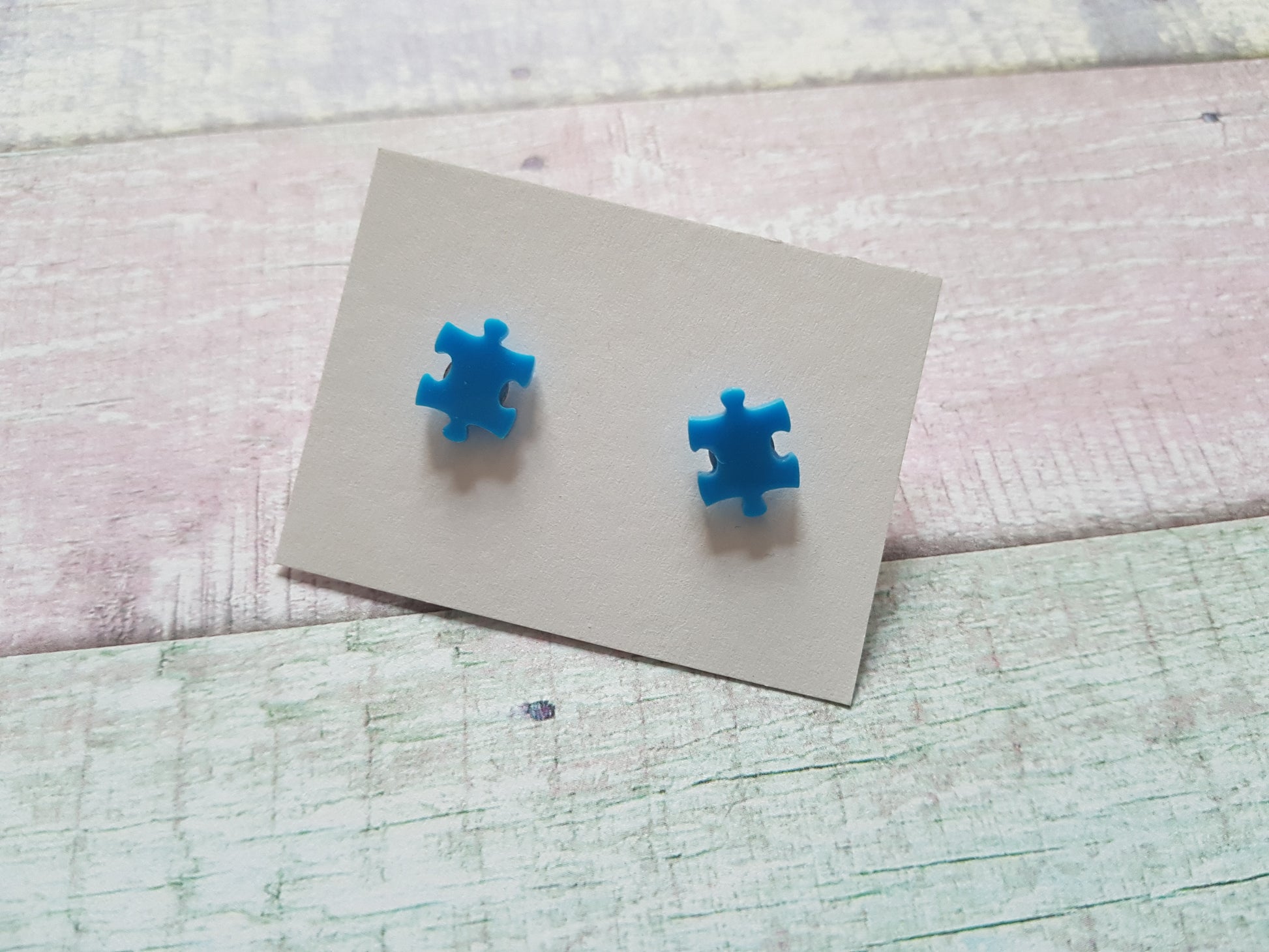 jigsaw stud earrings - bright blue