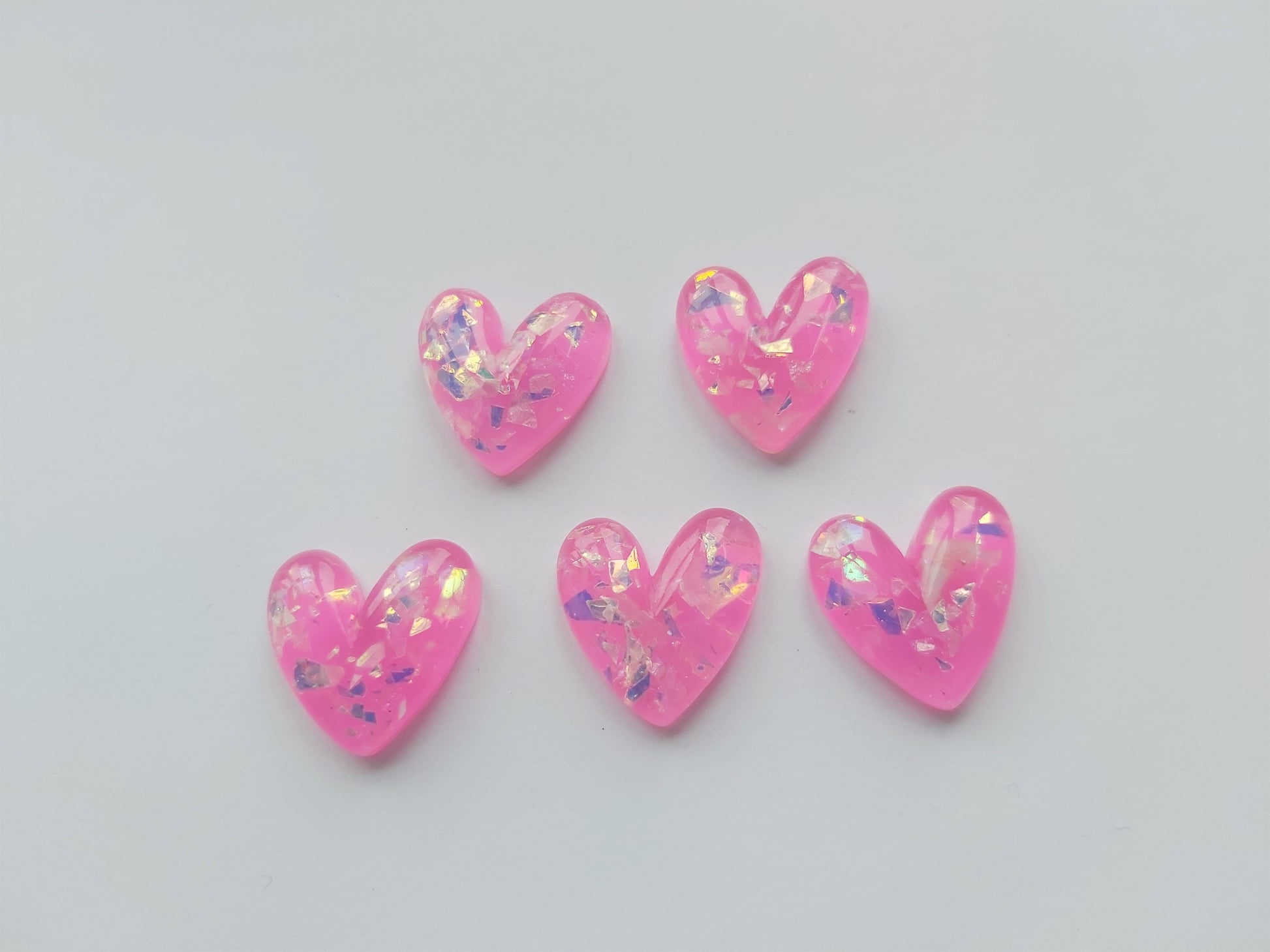 20mm sparkle resin heart cabochons - bright pink