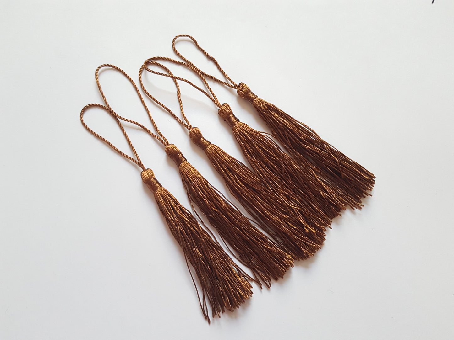 13.5cm tassels - brown