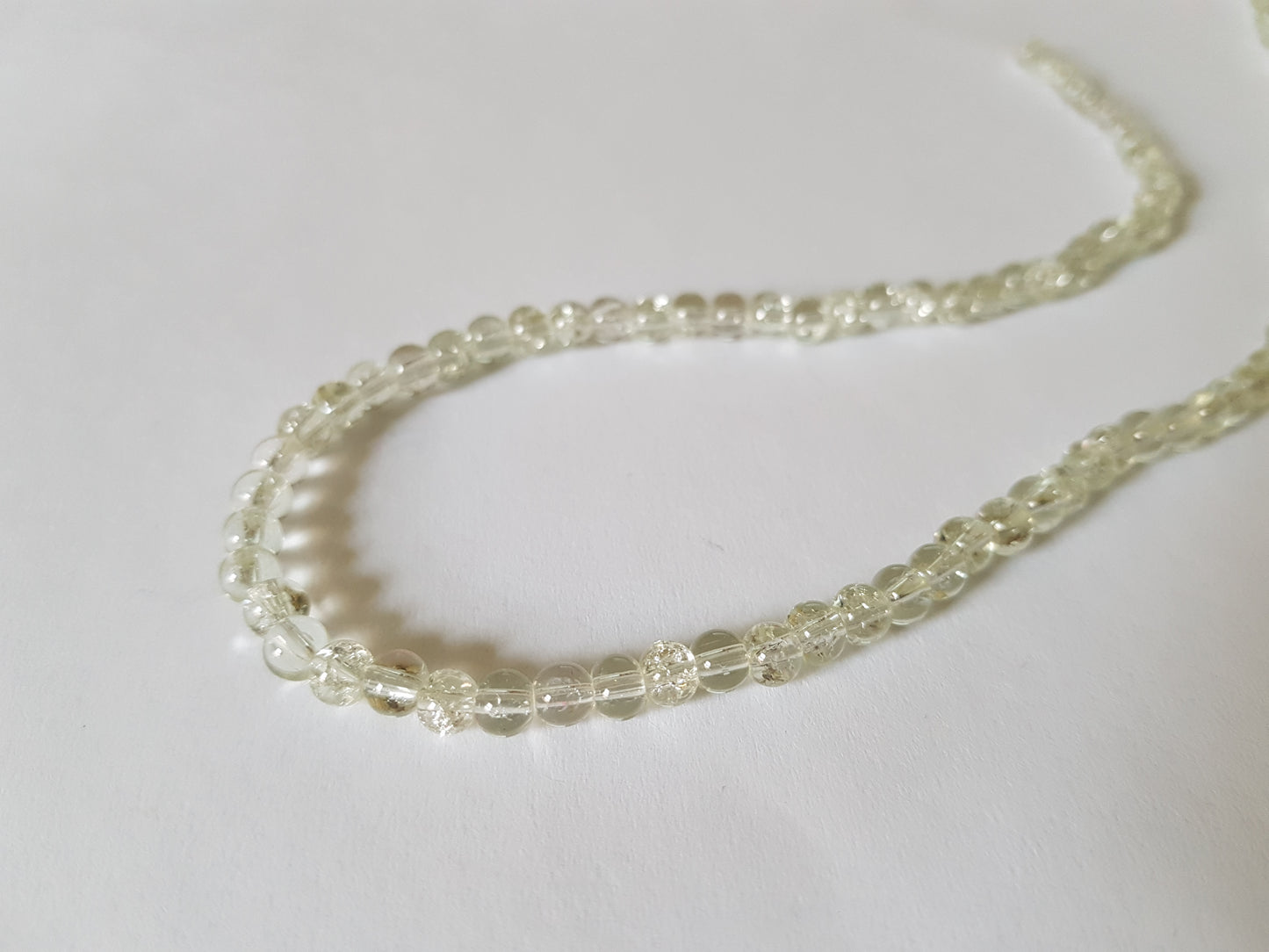 4mm crackle glass beads - clear