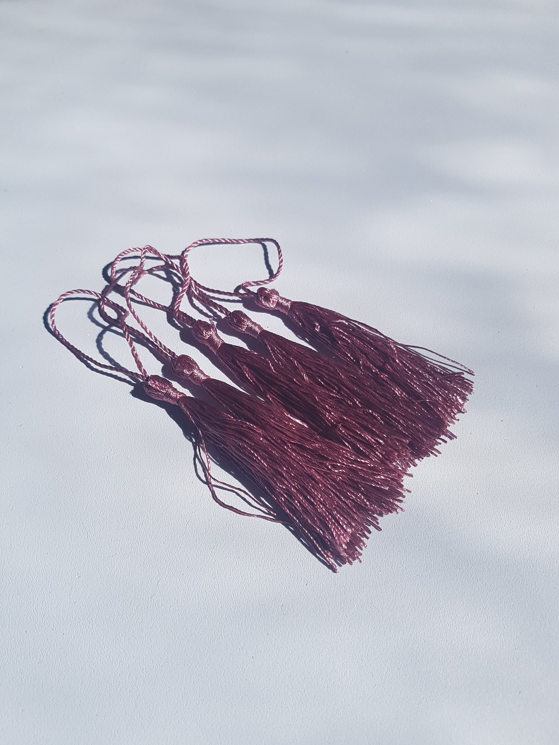 13cm tassels - dusky plum