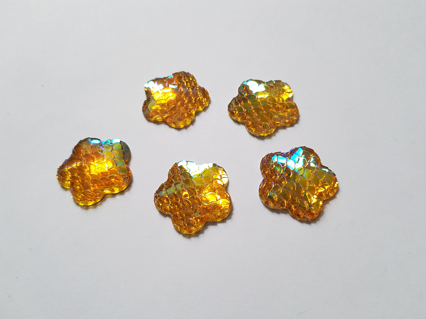 scaled flower flatbacks - golden