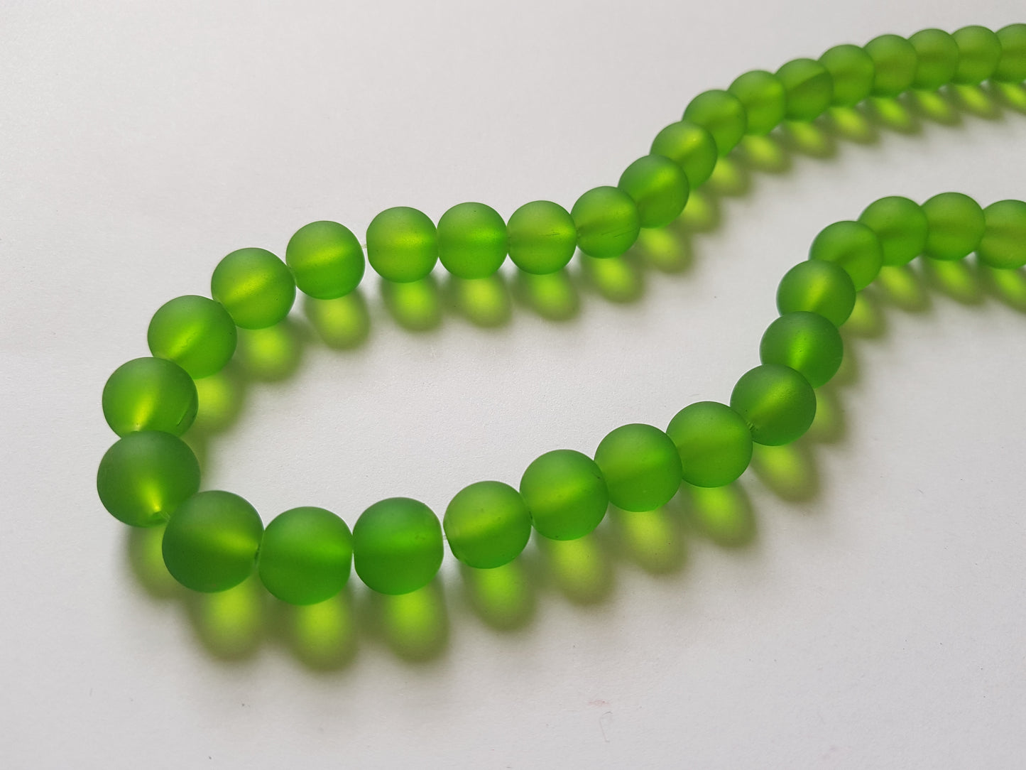 10mm frosted glass beads - green