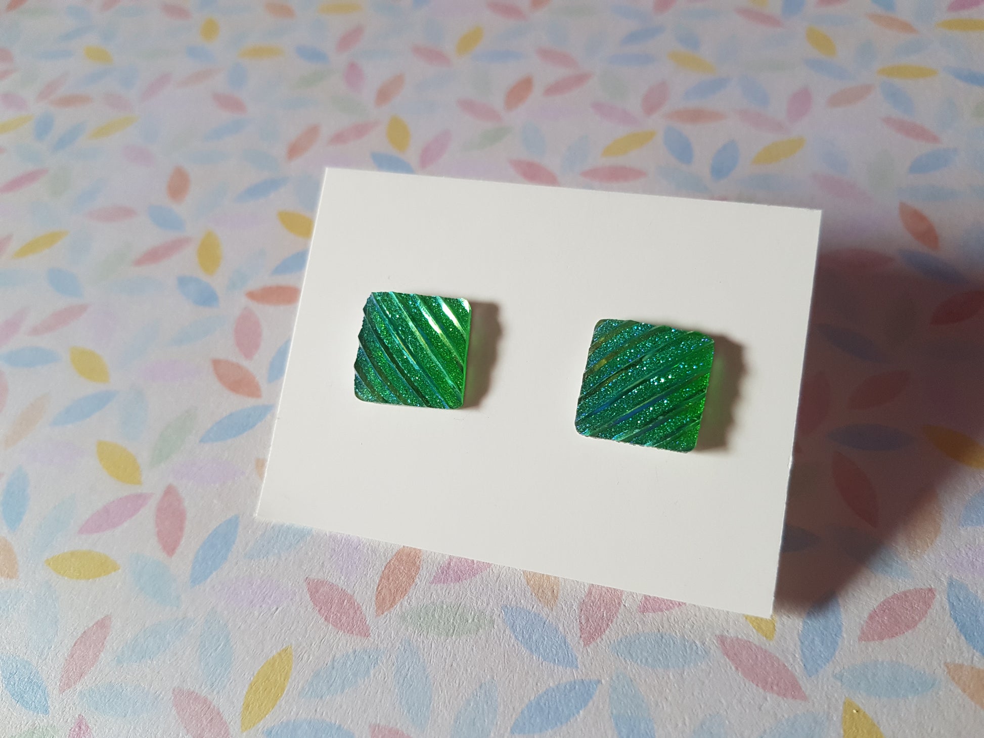 druzy striped stud earrings - green 