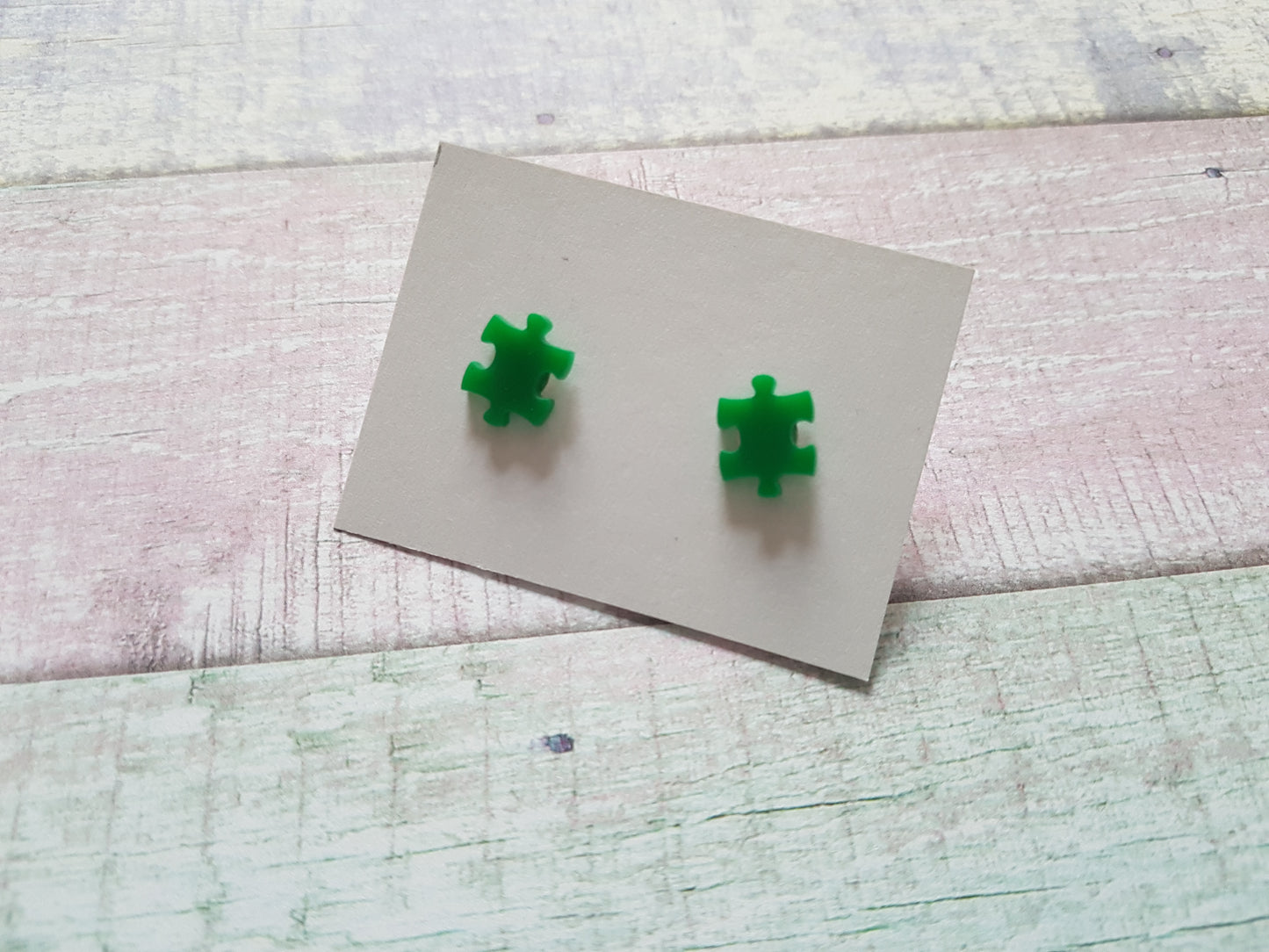 jigsaw stud earrings - green