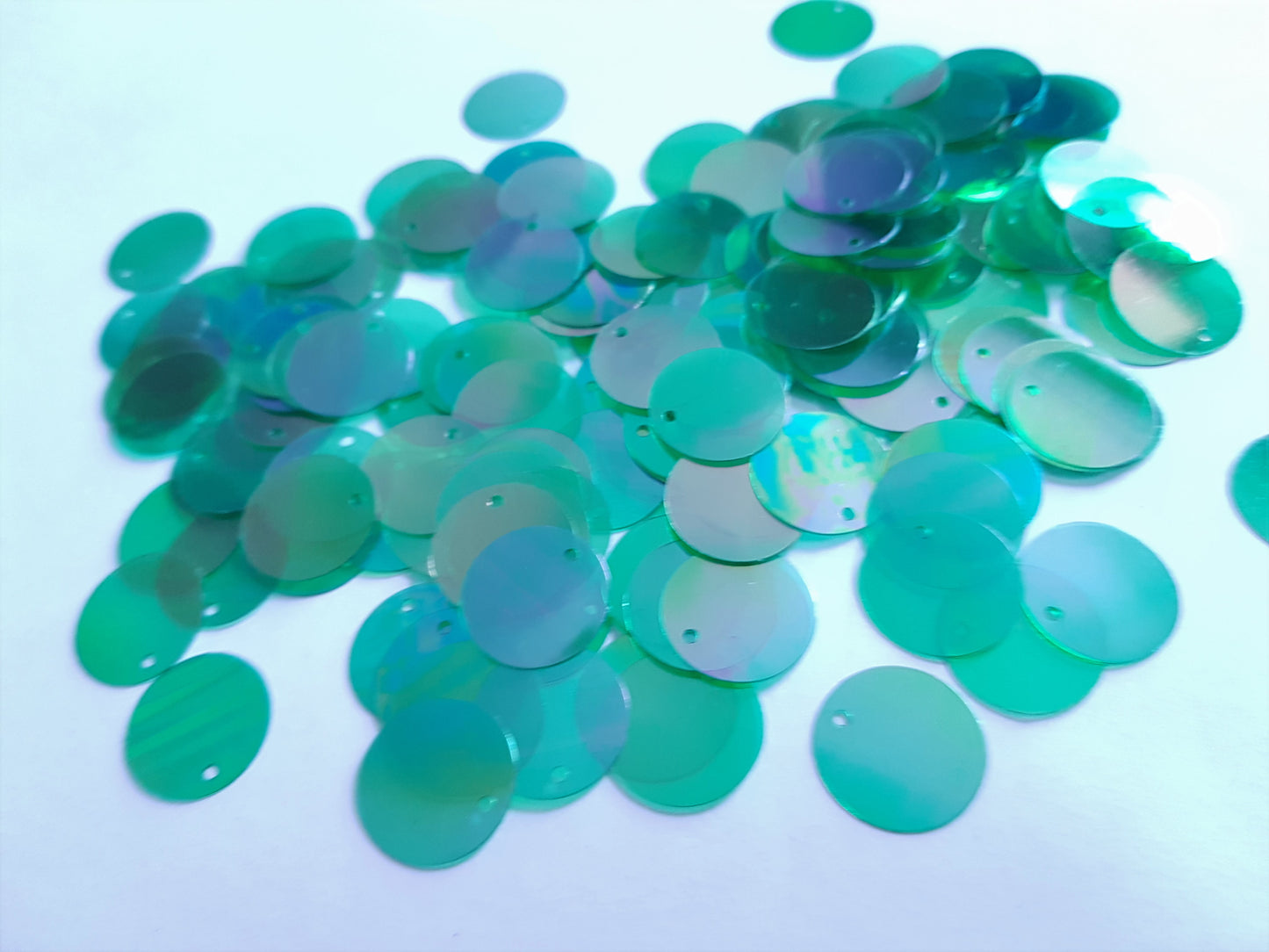 16mm iridescent disc sequins - green