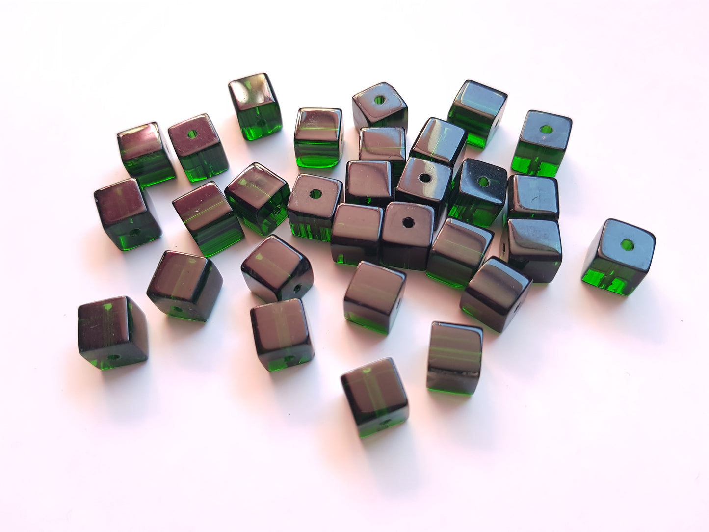 8mm glass cube beads - green