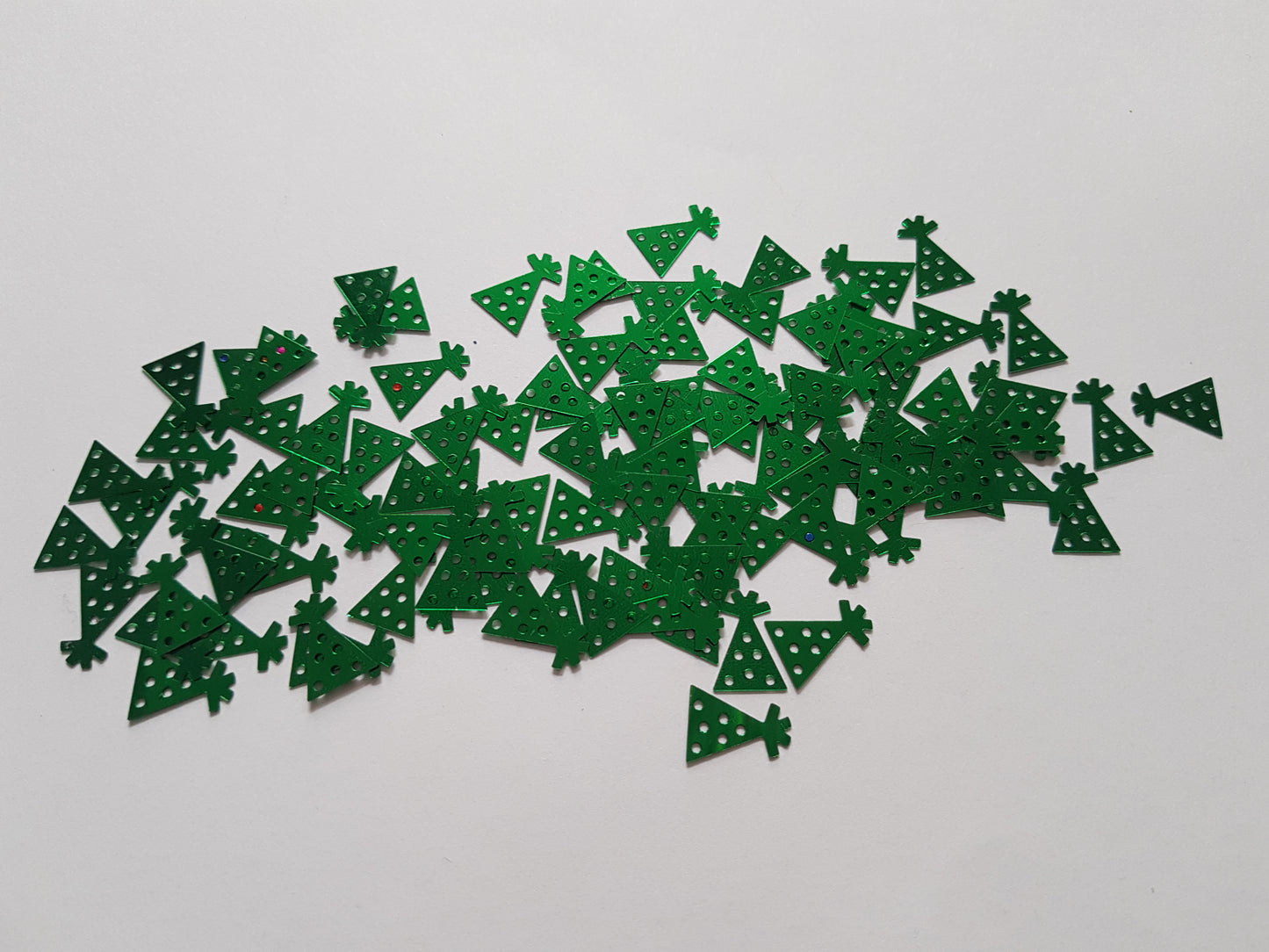 13mm party hat sequins - green