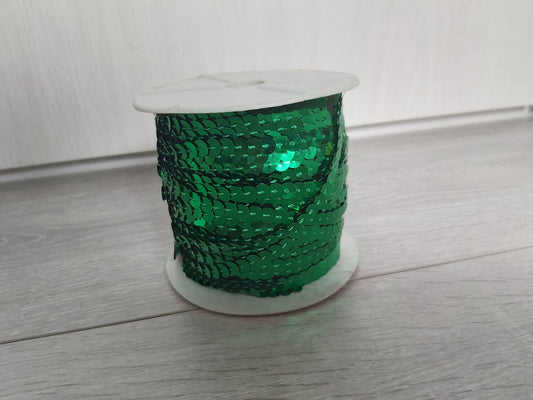 5m metallic sequin trim - 6mm - green