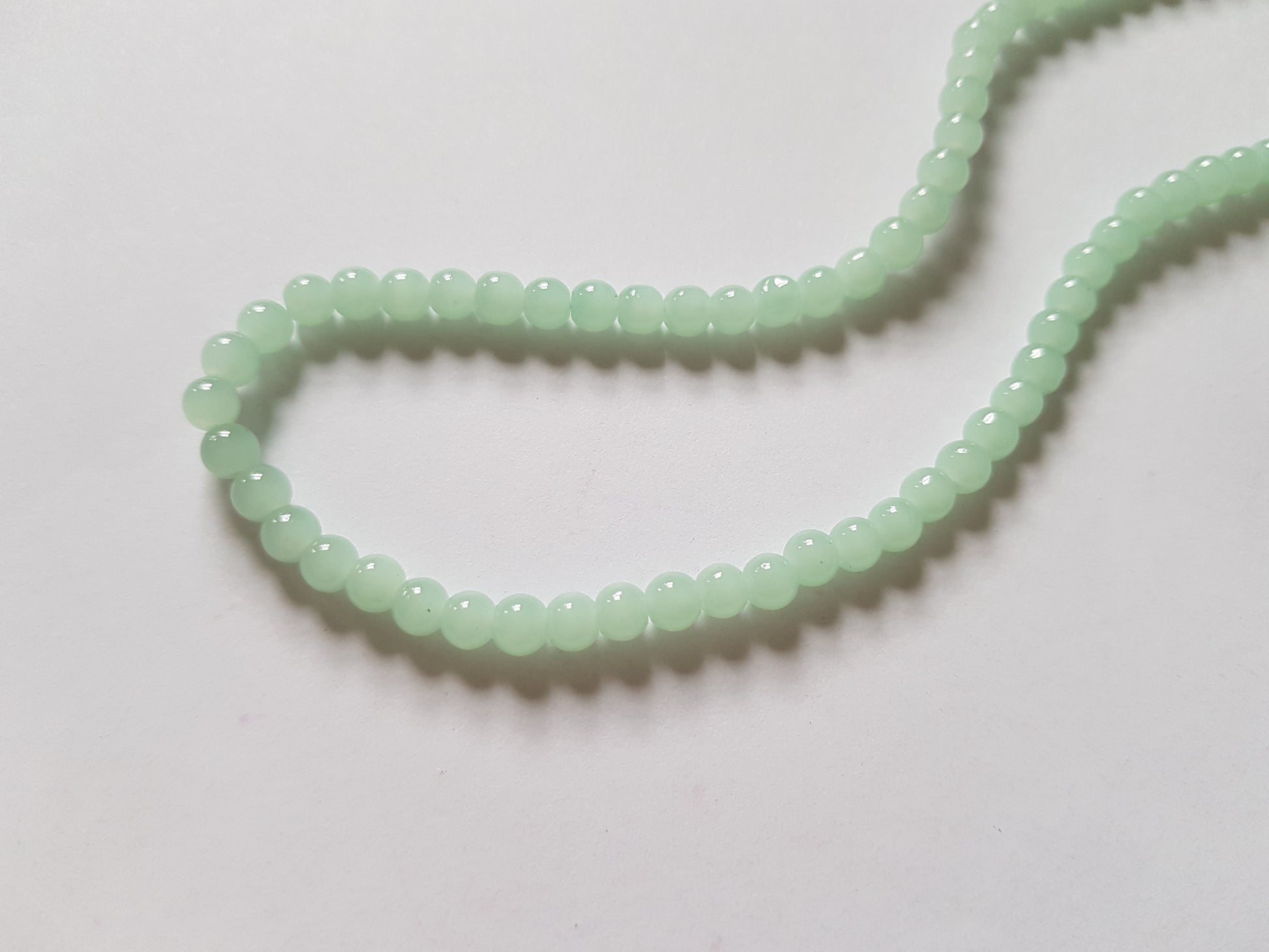 4mm imitation jade glass beads - icy blue