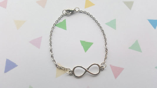 infinity link charm bracelet