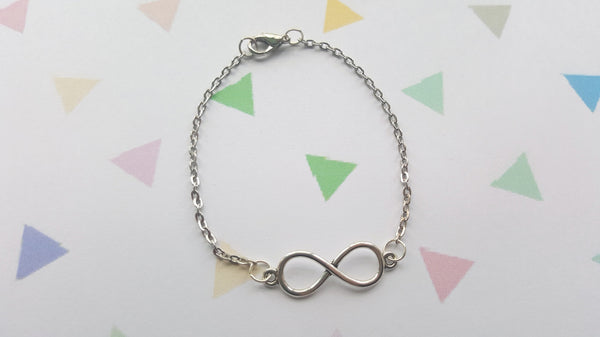 infinity link charm bracelet