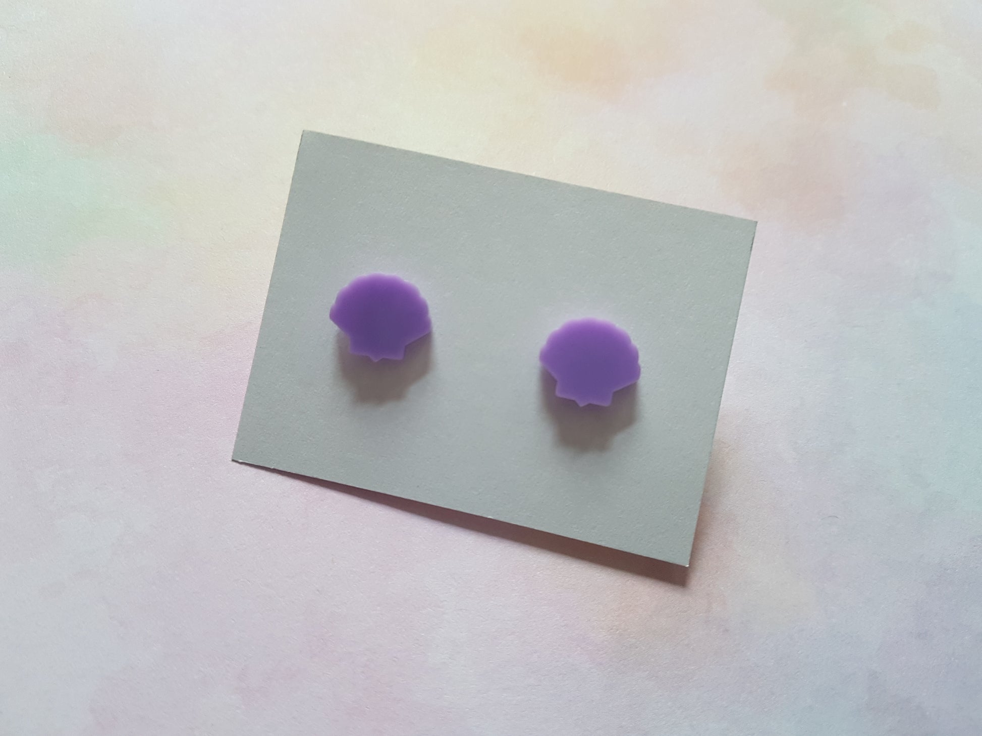 seashell stud earrings - lilac