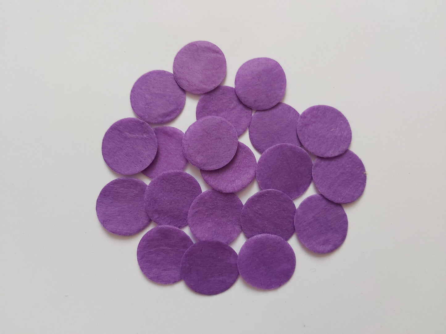 30mm felt circles - lilac