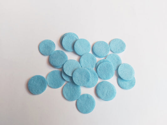 20mm felt circles - pale blue 