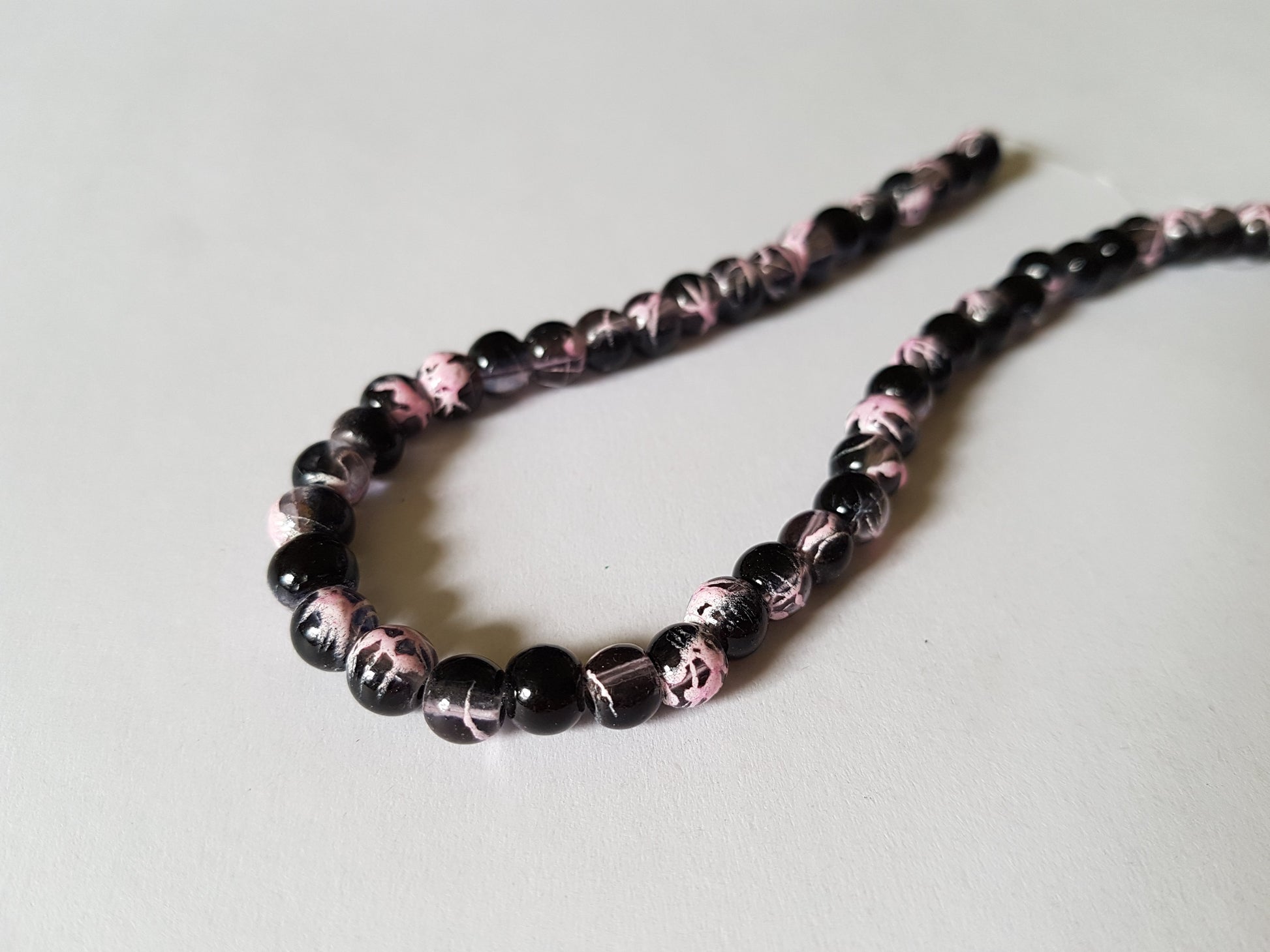 6mm black drawbench glass beads - pale pink