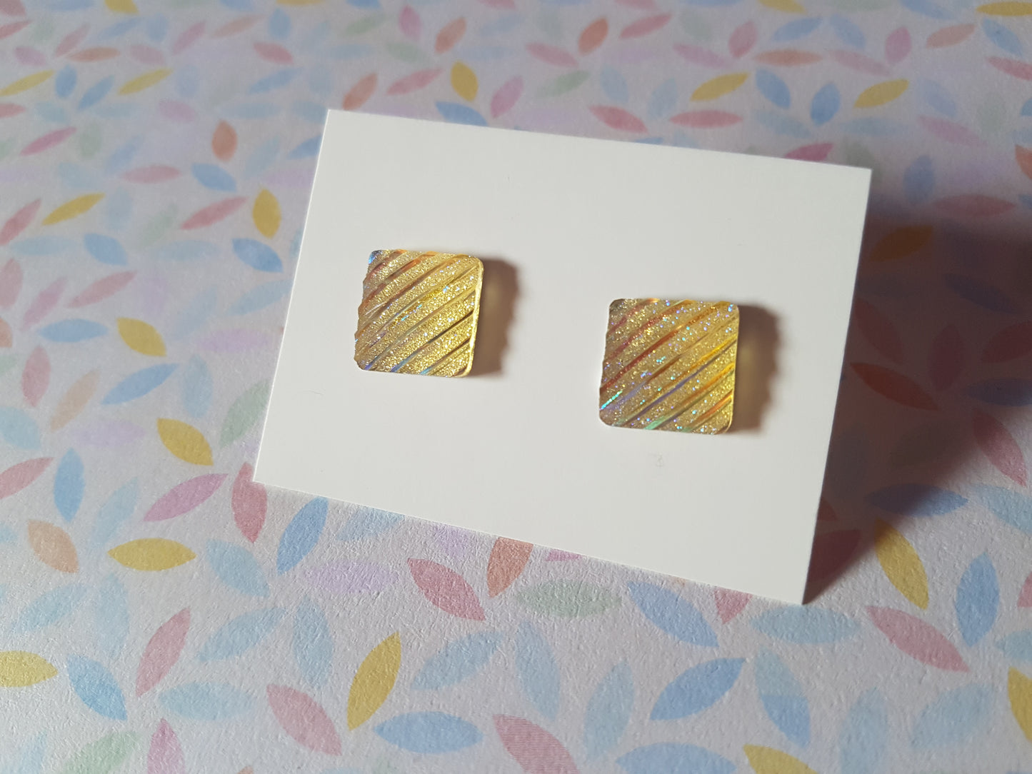 druzy striped stud earrings - square - pale yellow