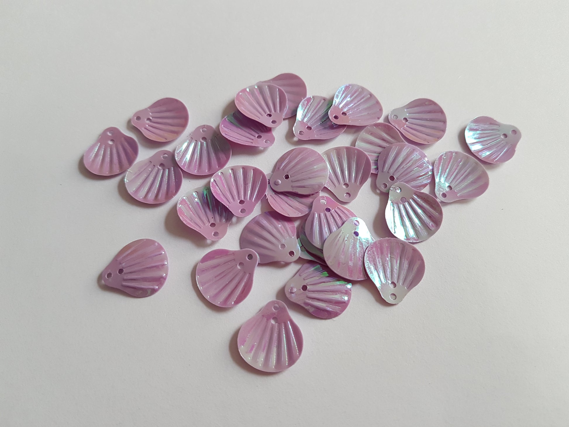 14mm AB seashell sequins - purple