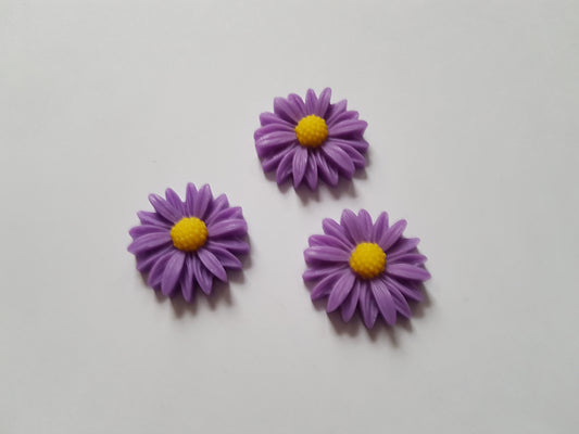 daisy flower flatbacks - purple