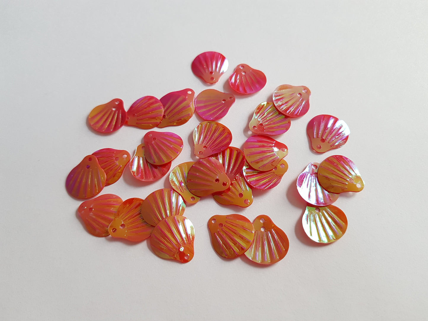 14mm AB seashell sequins - red 