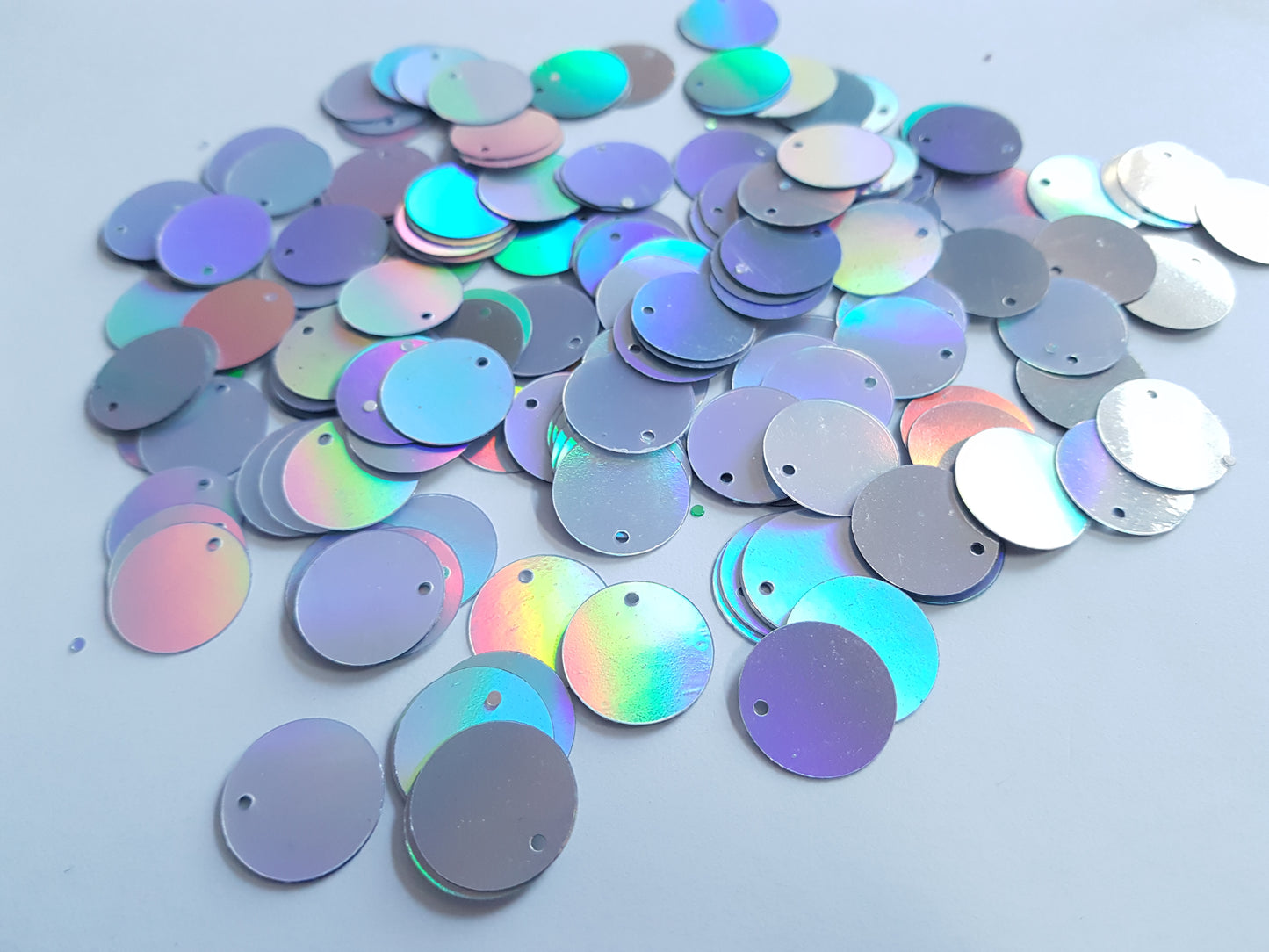 16mm iridescent disc sequins - silver