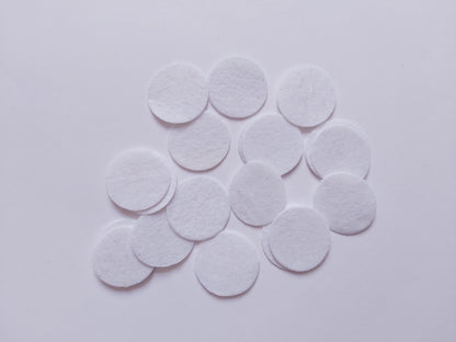 30mm felt circles - white