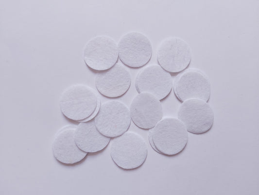 30mm felt circles - white