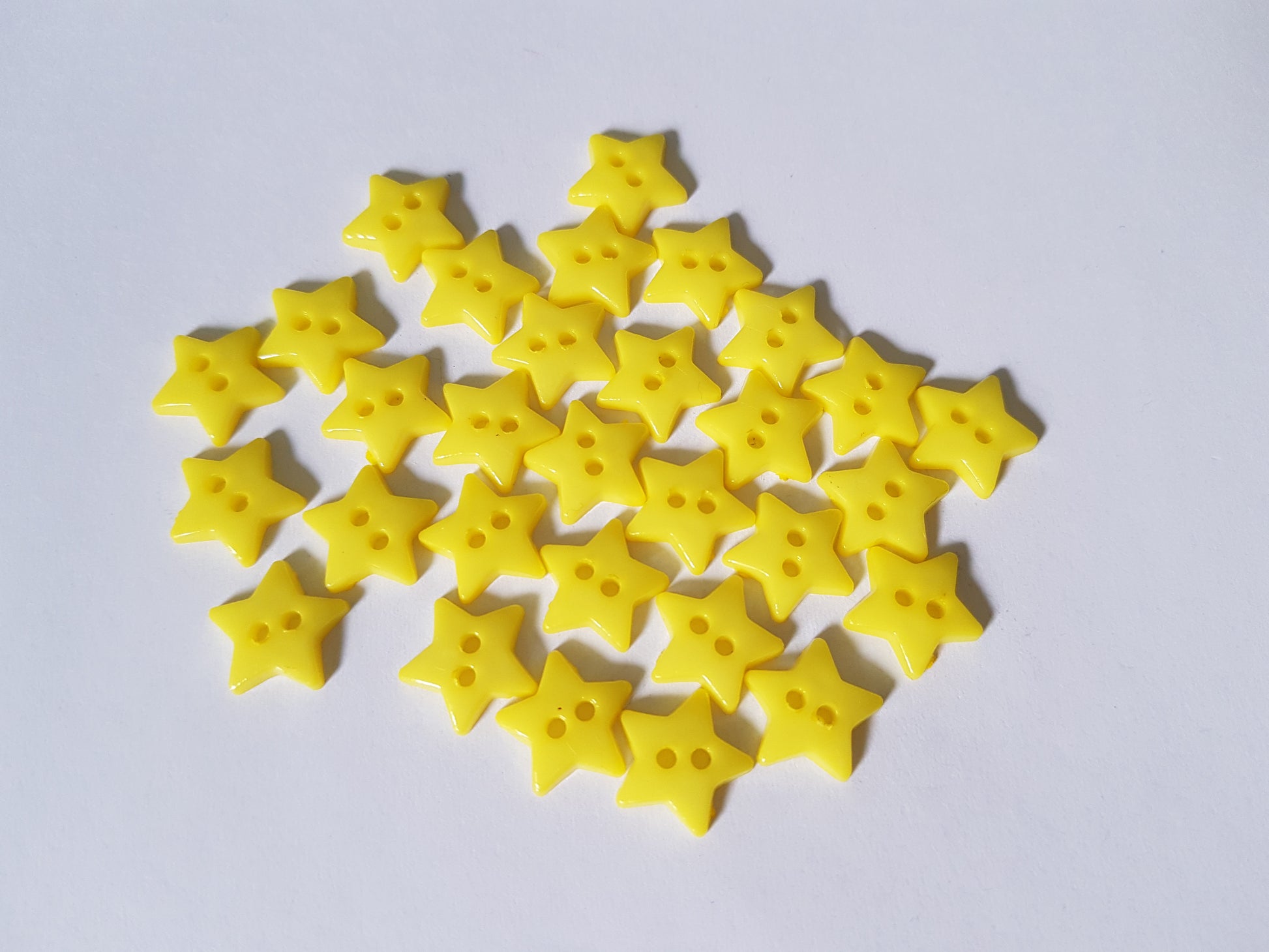 12mm acrylic star buttons - yellow