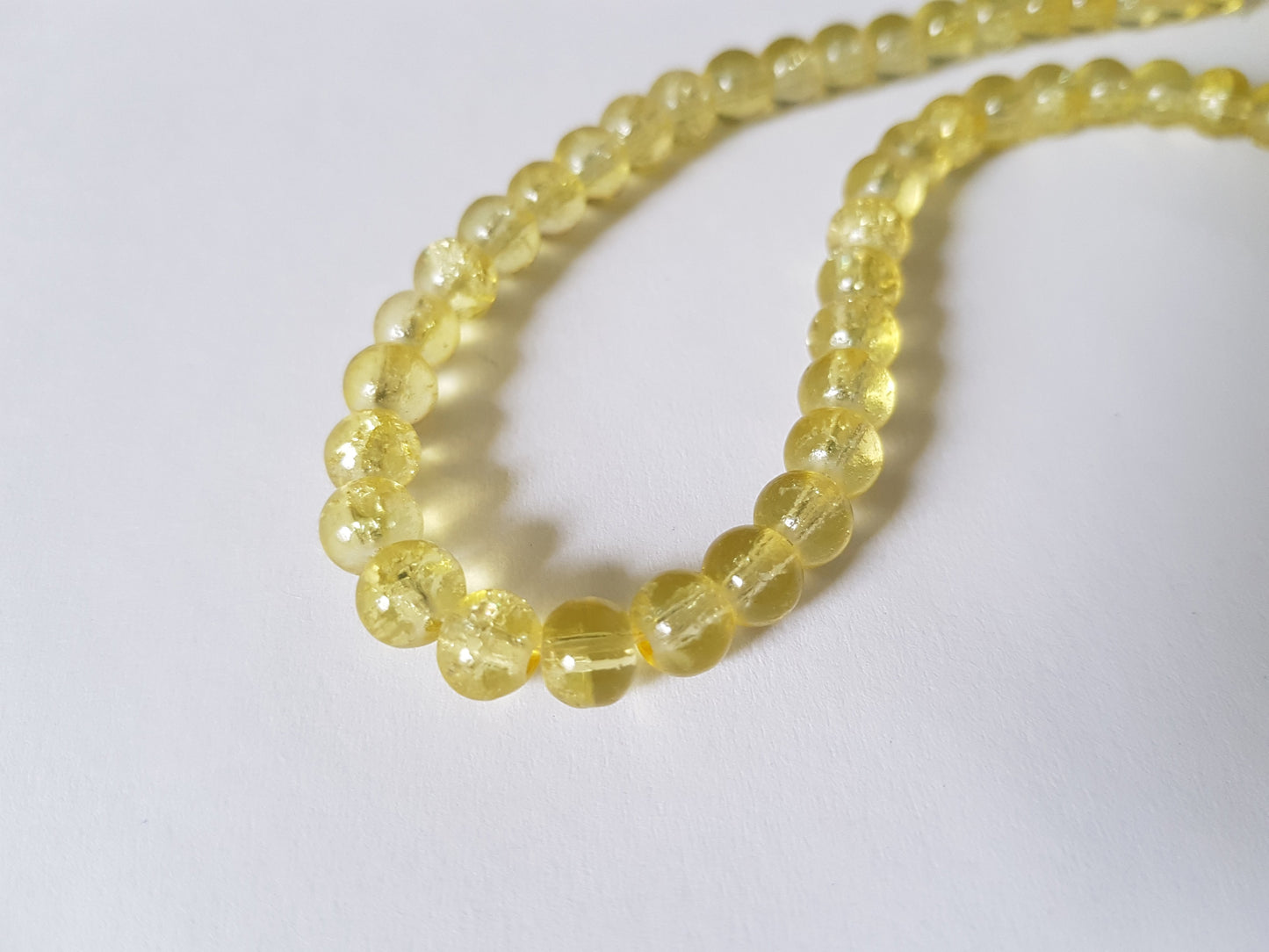 6mm crackle glass beads - yellow