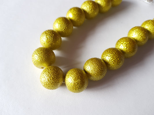 14mm glass pearl beads - yellow-green